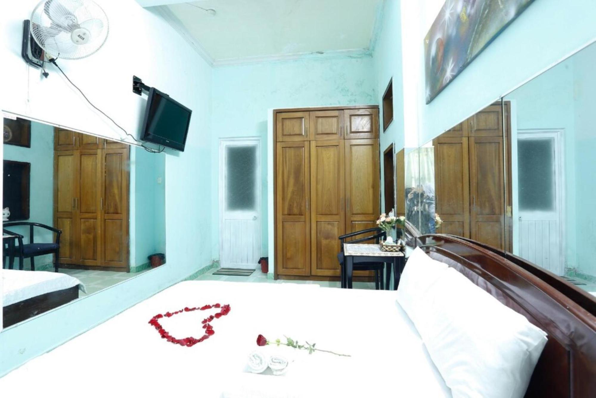 Hong Luc Hotel Hcm Хошимин Екстериор снимка